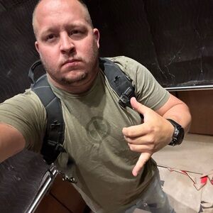 Meet your Posher, Jeremiah